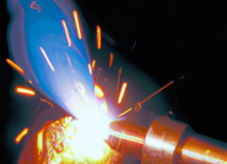 what are the advantages of using oxy fuel welding
